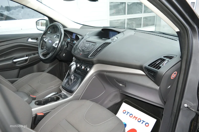 Ford Kuga II 25