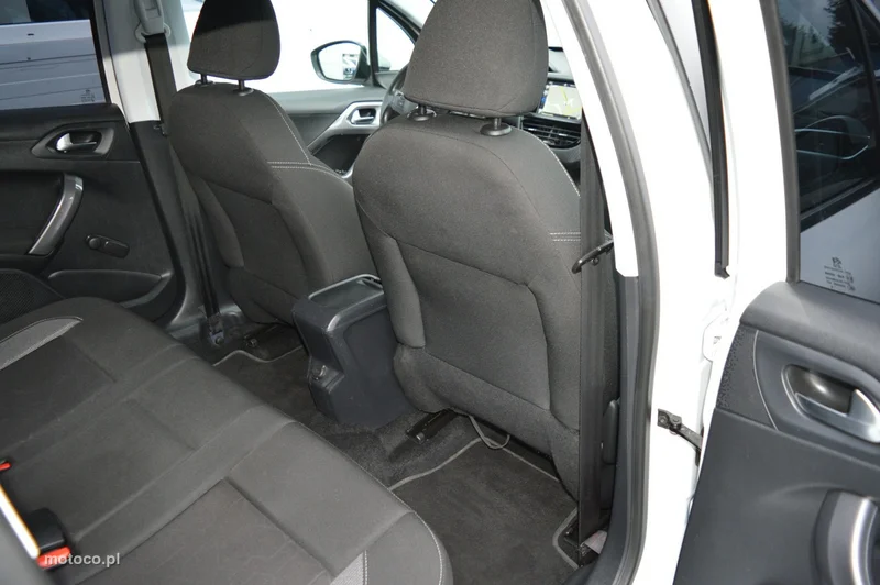 Peugeot 2008 33