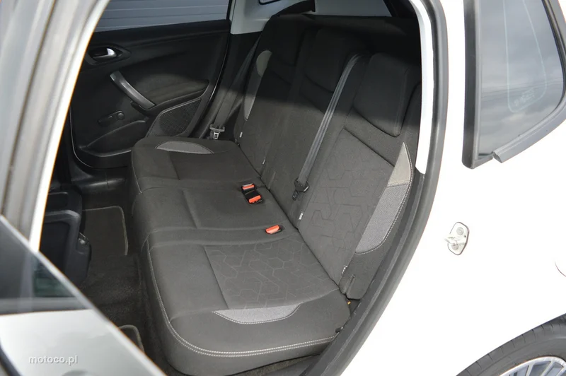 Peugeot 2008 36