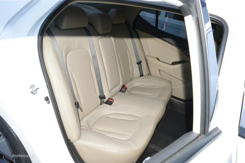 Kia Optima 32