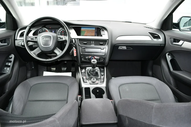 Audi A4 B8 18