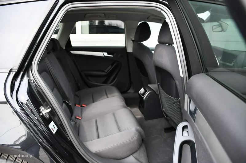 Audi A4 B8 32