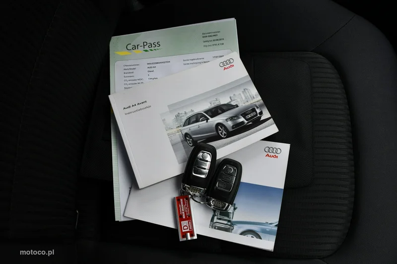 Audi A4 B8 40