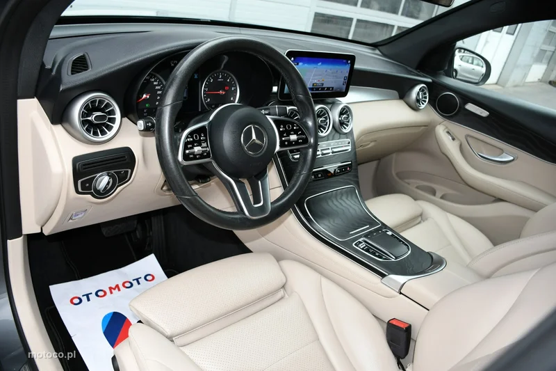 Mercedes-Benz GLC X253 GLC 200 23