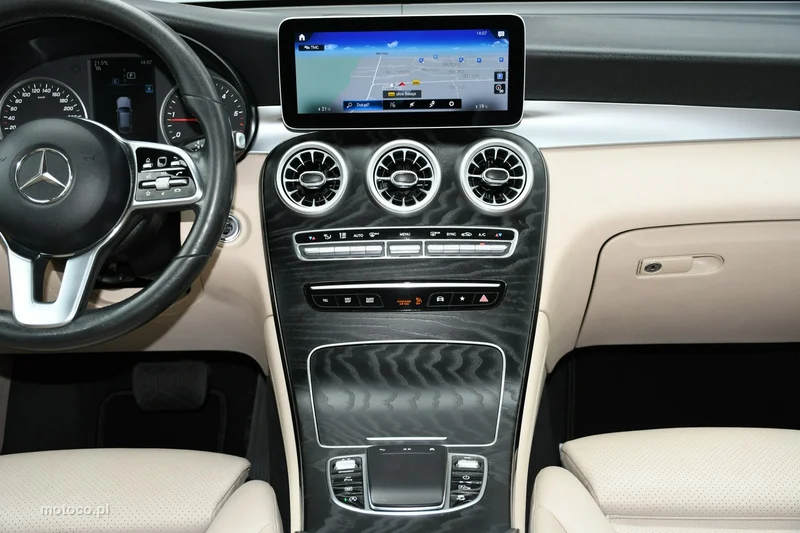 Mercedes-Benz GLC X253 GLC 200 25