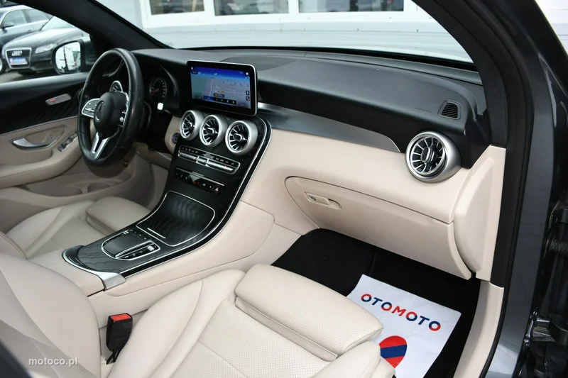 Mercedes-Benz GLC X253 GLC 200 27