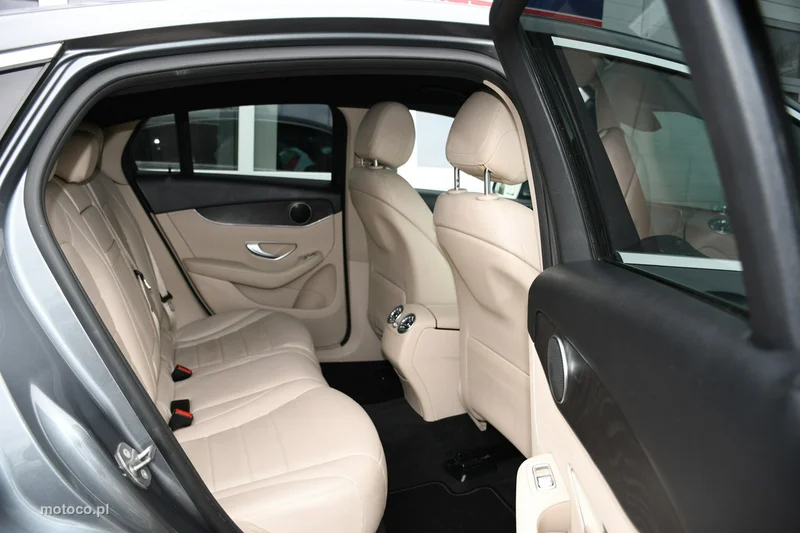 Mercedes-Benz GLC X253 GLC 200 29
