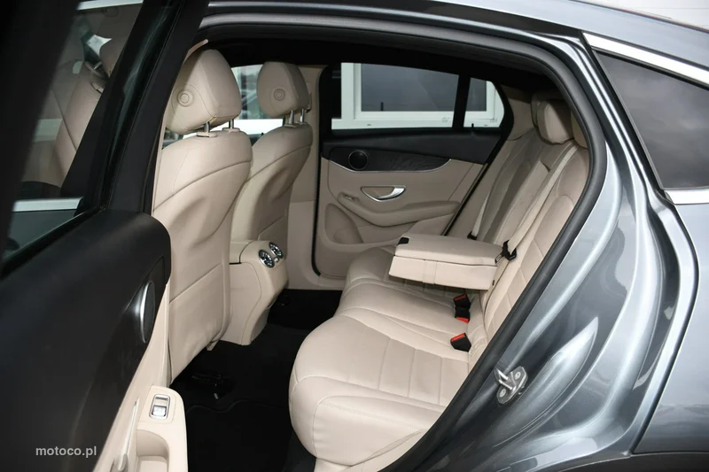 Mercedes-Benz GLC X253 GLC 200 33