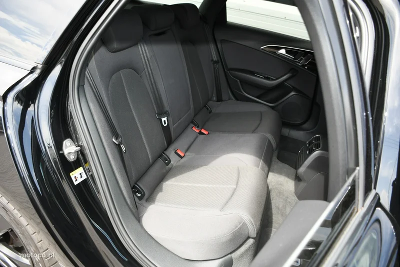 Audi A6 C7 32