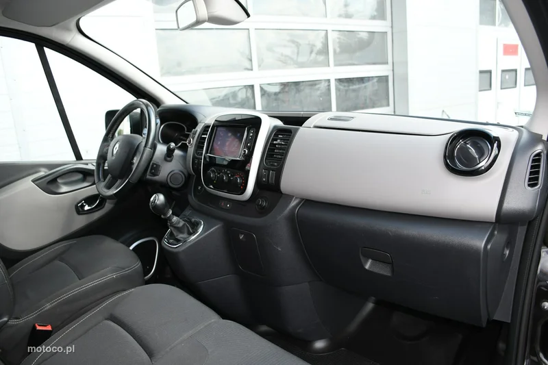 Renault Trafic III 32