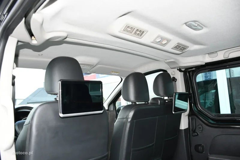 Renault Trafic III 9