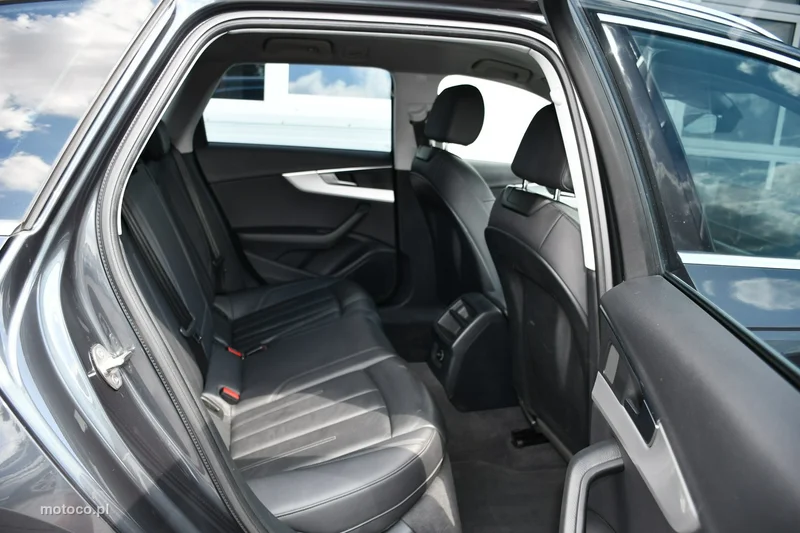 Audi A4 B9 33