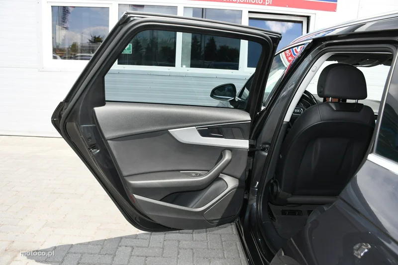 Audi A4 B9 36