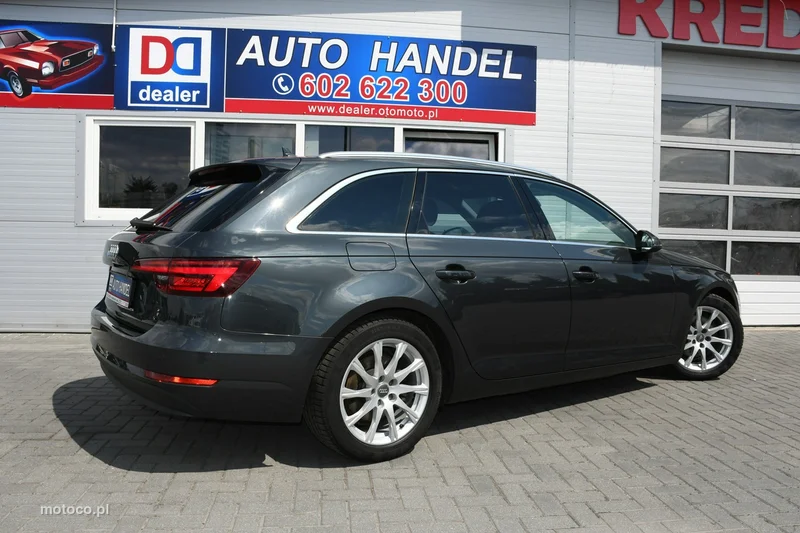 Audi A4 B9 10