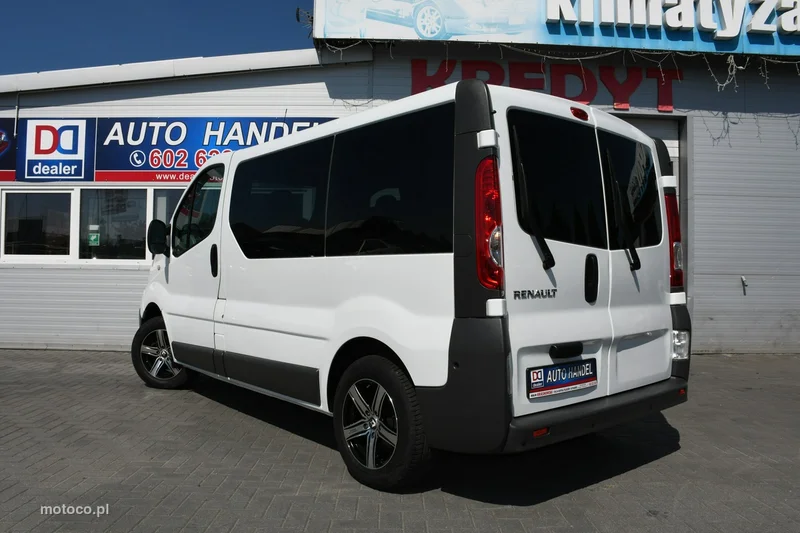 Renault Trafic II 17