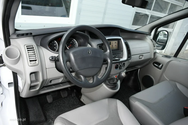 Renault Trafic II 21