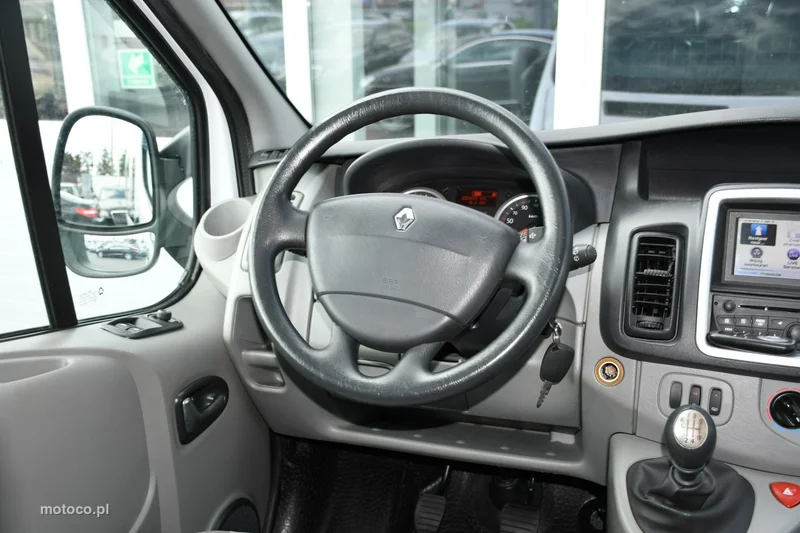 Renault Trafic II 23