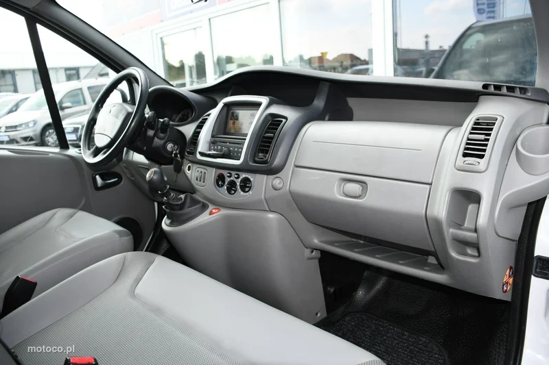 Renault Trafic II 26