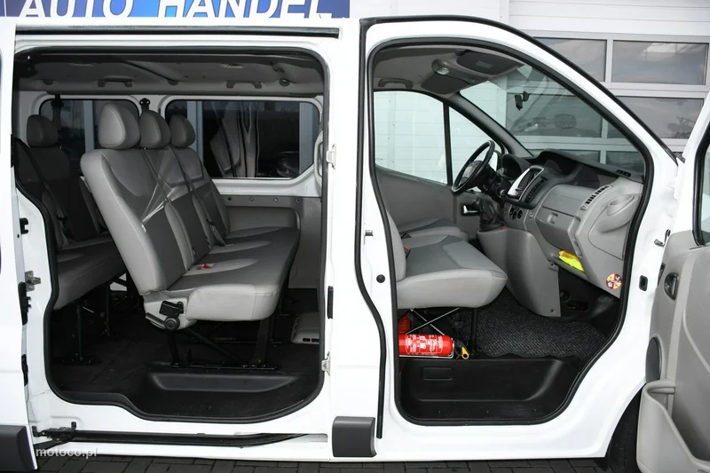 Renault Trafic II 6