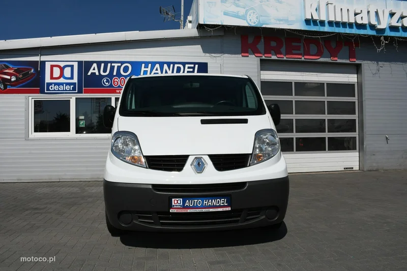 Renault Trafic II 8
