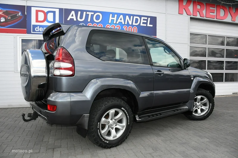 Toyota Land Cruiser J100 17