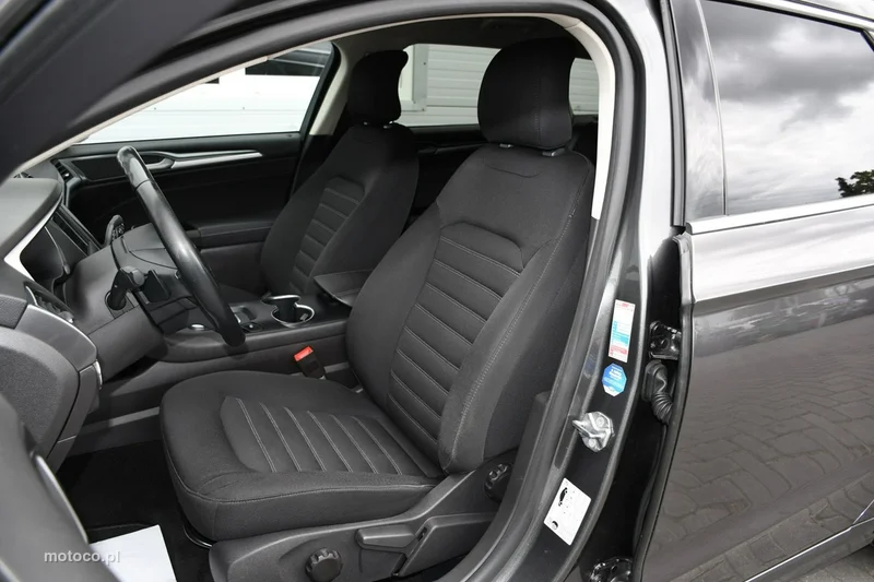 Ford Mondeo V 19
