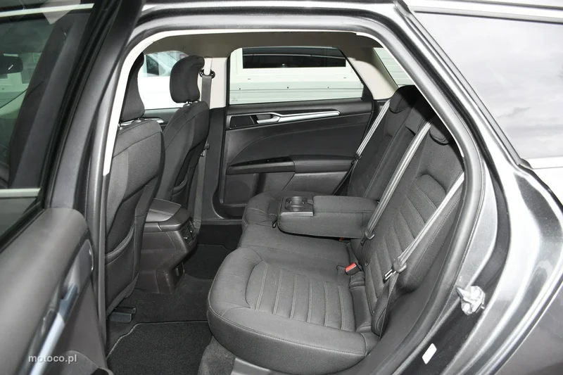 Ford Mondeo V 30