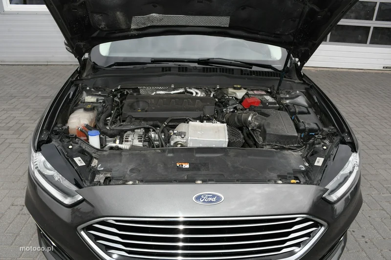 Ford Mondeo V 40