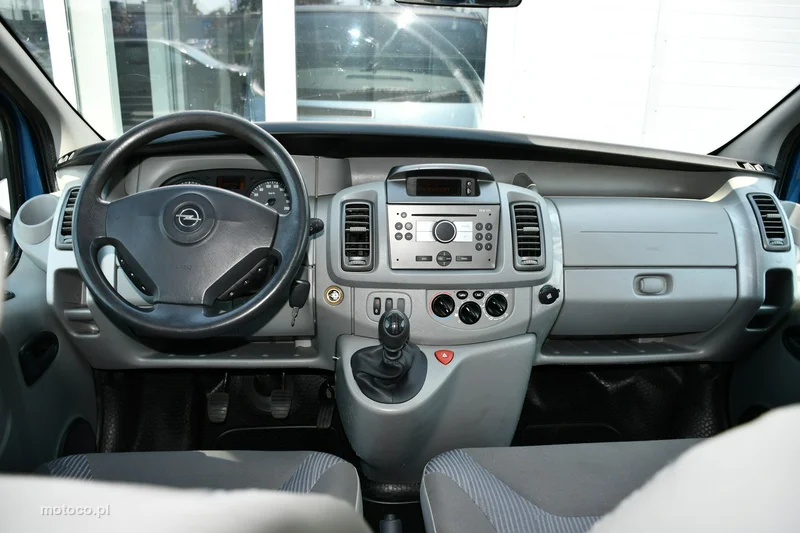 Opel Vivaro 2