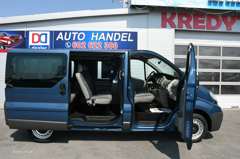 Opel Vivaro 17