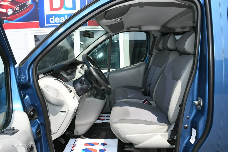 Opel Vivaro 18