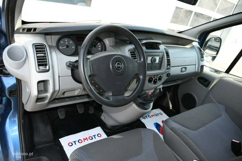 Opel Vivaro 21