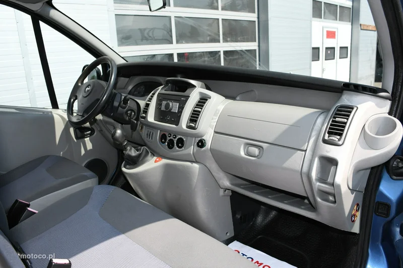 Opel Vivaro 26