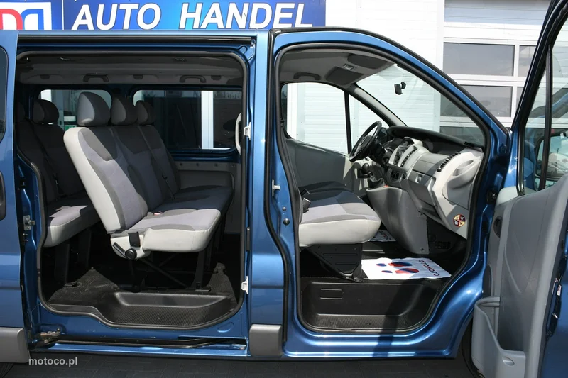 Opel Vivaro 4