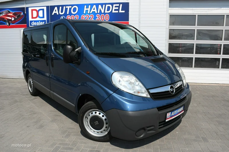 Opel Vivaro 9