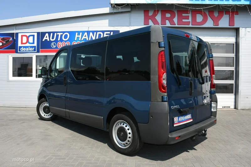 Opel Vivaro 10