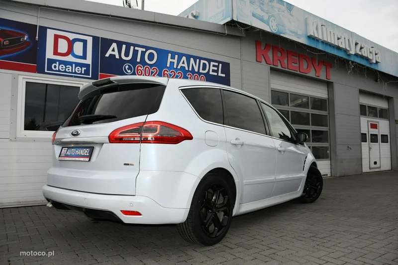 Ford S-Max I 11