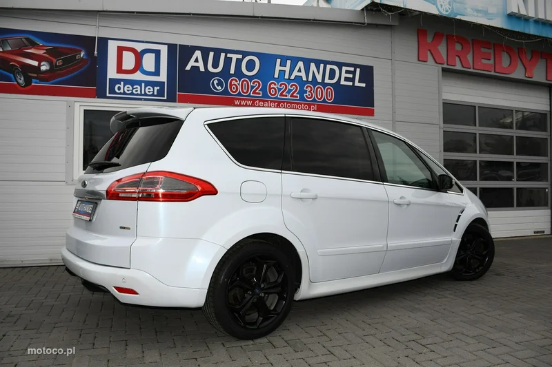 Ford S-Max I 12