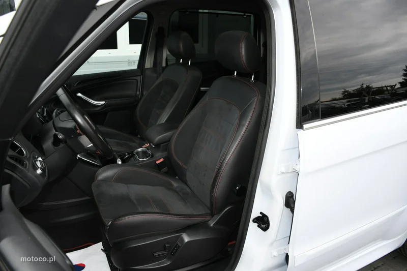 Ford S-Max I 19