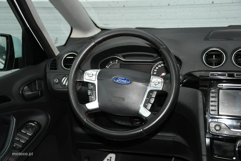 Ford S-Max I 23
