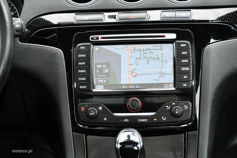 Ford S-Max I 24