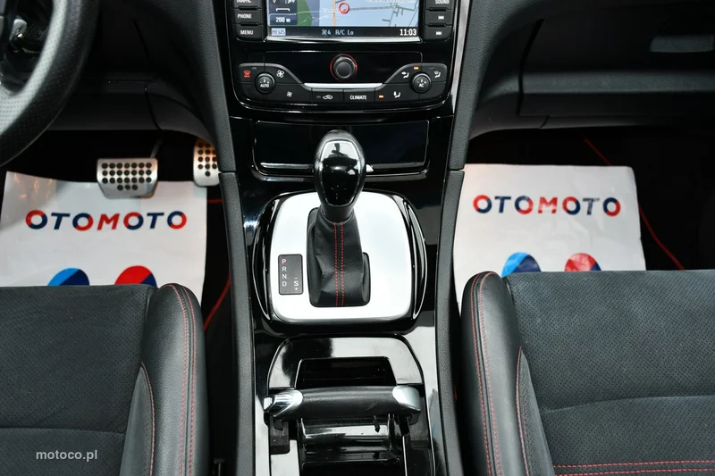 Ford S-Max I 25