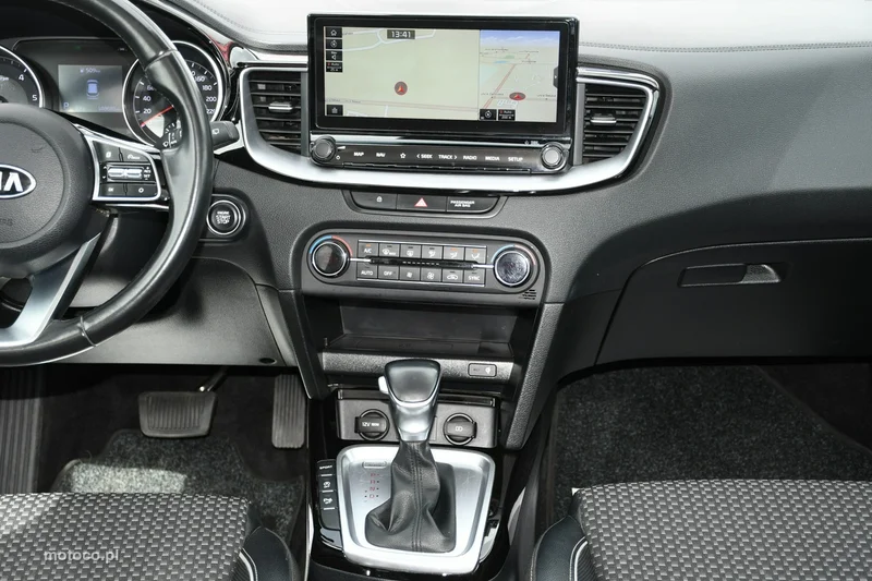 Kia Cee'd 24