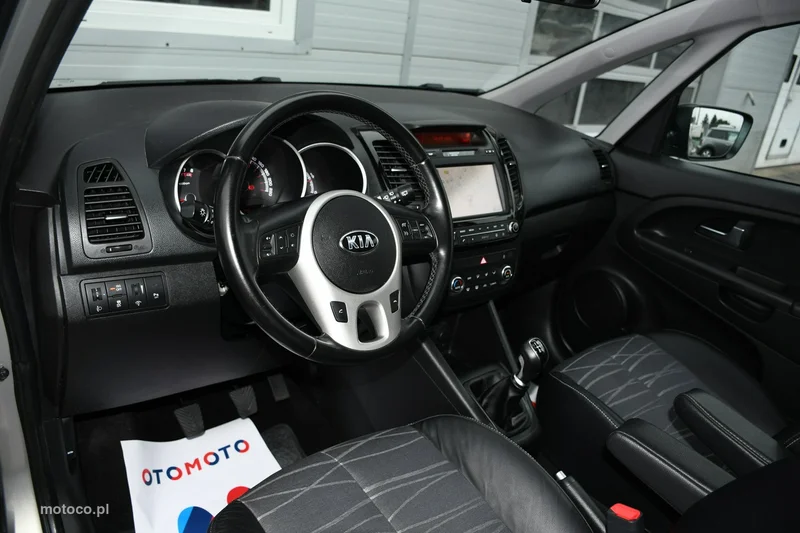 Kia Venga 21