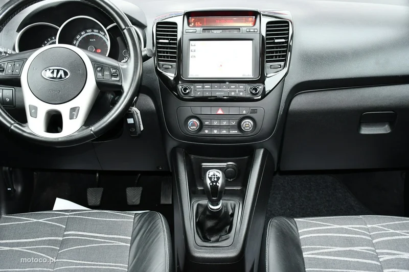 Kia Venga 24