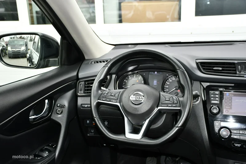 Nissan X-Trail 24