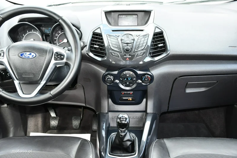 Ford EcoSport 22