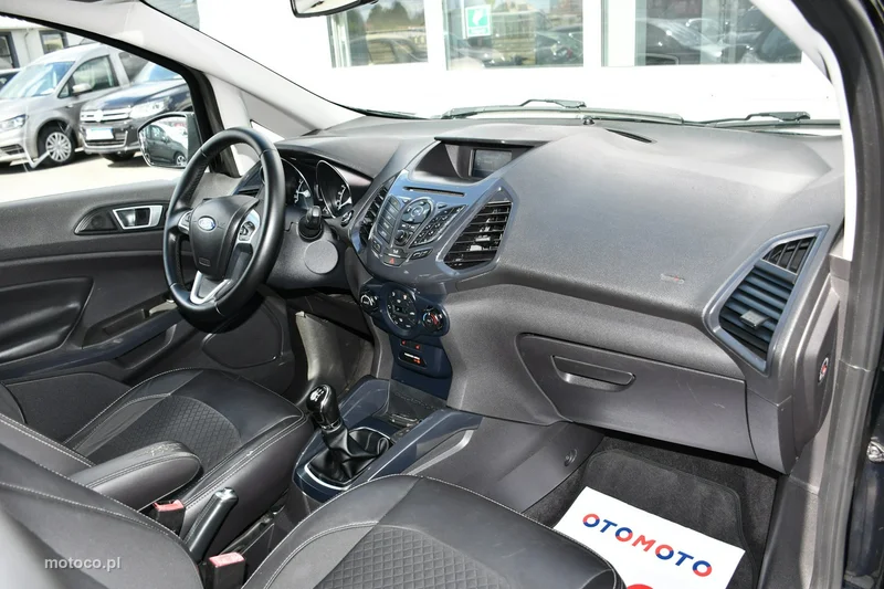 Ford EcoSport 25