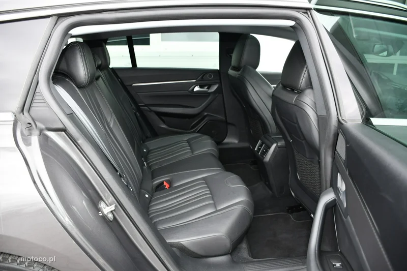 Peugeot 508 28