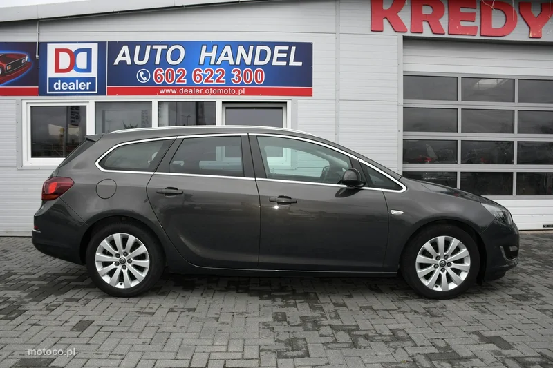 Opel Astra J 13